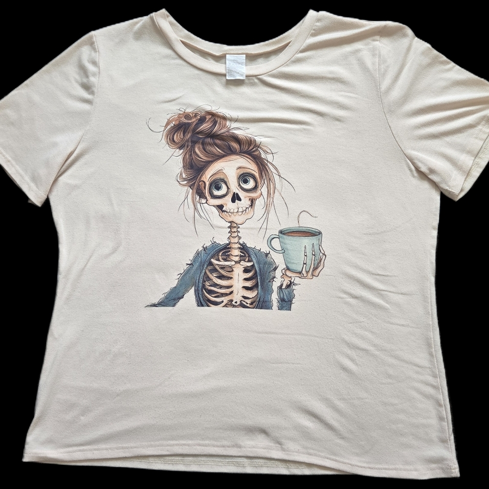 Skeleton Girl Graphic Tee in Cream with Teal Mug